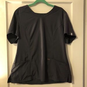 Dark gray Infiniti Cherokee scrubs